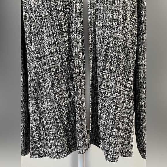 J. Jill Wearever Collection Cardigan Black & White Marbled Hook & Eye Size Large - Picture 3 of 13